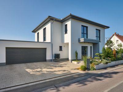 <small>Heinz von Heiden GmbH Massivhäuser</small>Exklusives Einfamilienhaus Calvus 630